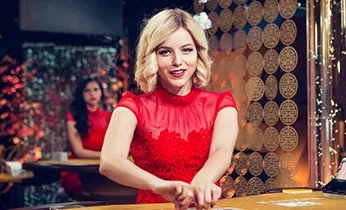 Hình ảnh hỗ trợ khách hàng mayclup